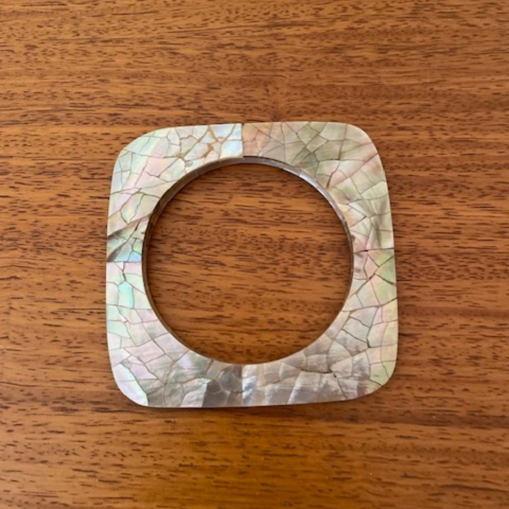 Square bangle bracelet - irridescent shell inlay